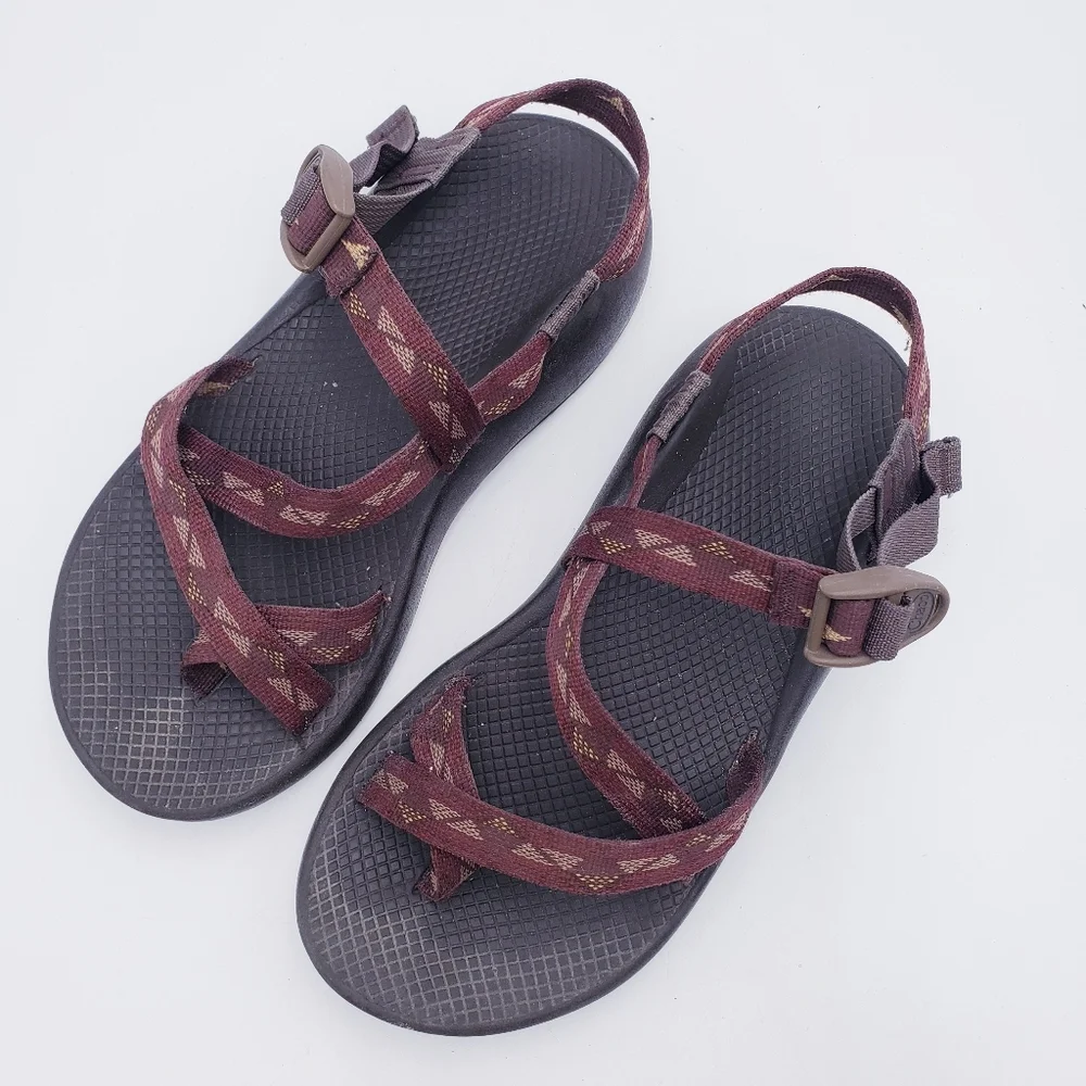 Chaco Men's Size 9 Z/2 Classic Sandals Waterproof Hiking Outdoor Brown Geometric
